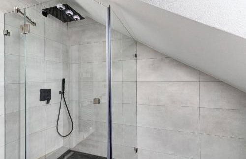 Moderne offene Dachgeschoßwohnung - Foto 18