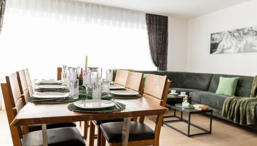 SmartStay Apartment 91 m2, Balkon, Parkplatz, Self Check-in, 2 WCs, Kaffeevollautomat - Foto 3