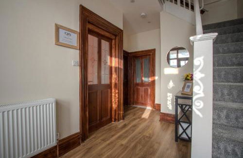 Modern & Spacious 4-Bedroom Home, Family & Contractor Friendly, Manchester - Foto 32