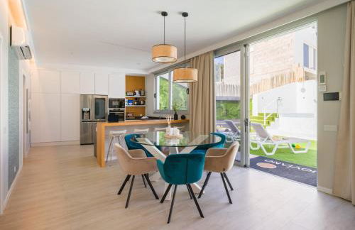 Villa in Maspalomas with Private Heated Pool - Foto 11