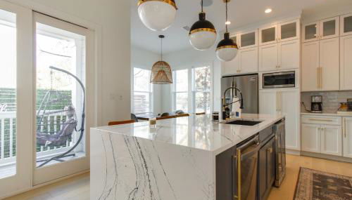 Doin' Grayt-LUXE beach cottage-Easy beach access, pool, bikes! - Foto 3, dishwasher