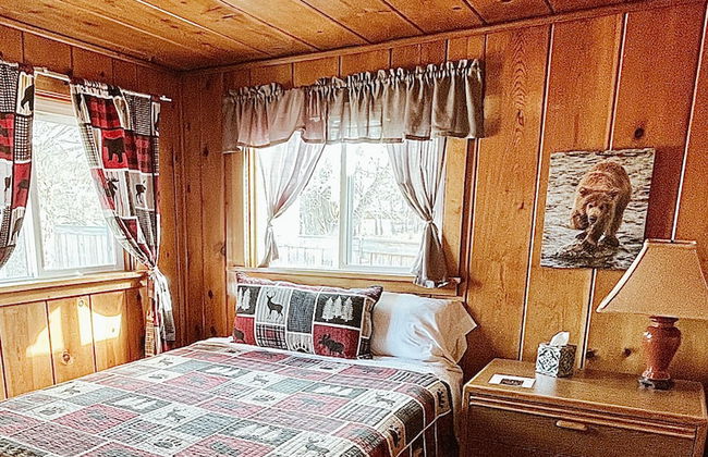 Travellers Rest Cabins and RV Park - Photo 9