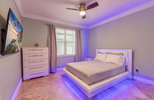 Miami Getaway Heated Pool Villa with Mini Golf & BBQ - Foto 35