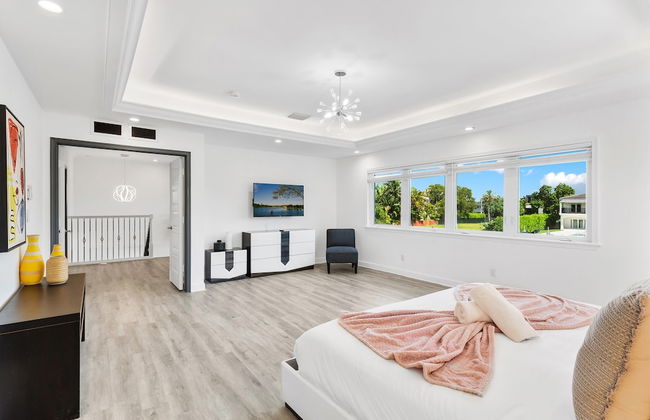 Amazing 7 BR Villa With Heated Pool Near the Beach - Foto 44