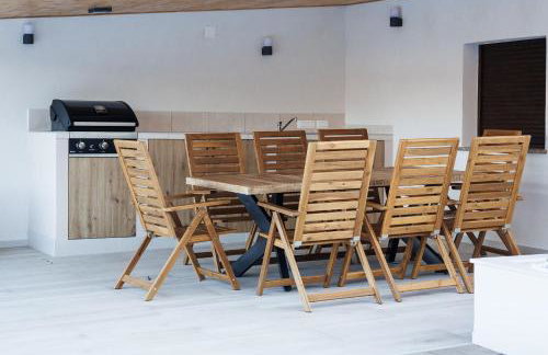 Franc Holiday House With a Spacious Terrace, Hot Tub And Sauna - Foto 26