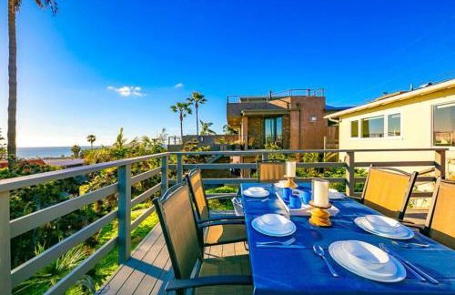 Ocean Views Walk to the Beach with King Suite - Foto 3