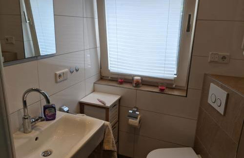 NEU! FeWo Wiesenallee EG - Foto 10