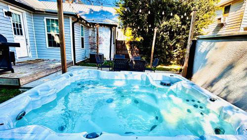 1920 Brick House-Hot Tub-Outdoor Brickoven Pizza-Pets-Breweries - Foto 1