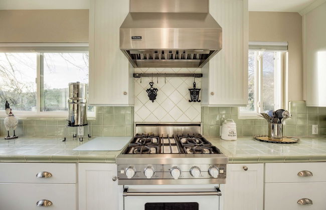 Luxury Wine Country Haven + Vineyard Views Near Top Wineries Adelaida Farmhouse - Foto 11