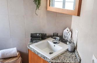 Fun and Fly House - Photo 25