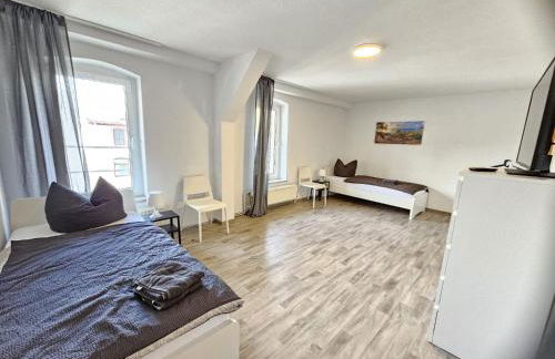 MR Living I moderne Apartments mit Einzelbetten, voll ausgestattete Küche, WLAN, Parkplatz, ideal für Monteure I DI01, DI02 - Foto 13