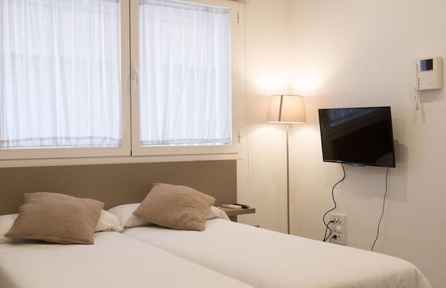 Apartamentos Campo del Príncipe - Foto 3