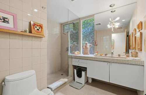 2 Level Hollywood Hills Home with First Floor Pool and Garden by Colby and Conrad - Foto 7