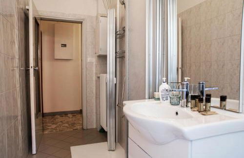 FLY HOUSE BOLOGNA...un appartamento al volo - Foto 48