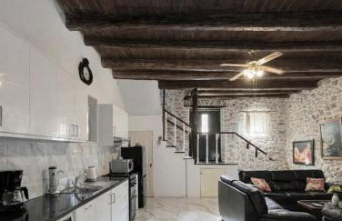 Art House Pagoi Sleeps 6 Parking Near The Beach - Foto 23