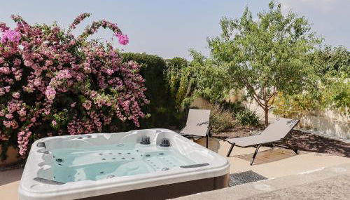 L'Escapade Jaune - Jacuzzi, Wi-Fi, tout équipée - Foto 2