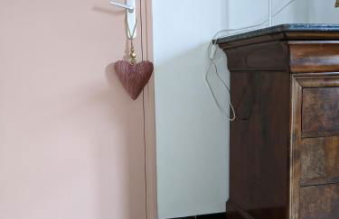 Au chalet d'Illiers Combray, grand jardin arboré - Foto 15