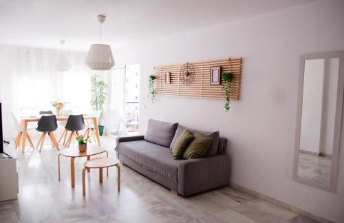 Apartamento Moderno con Piscina y Aparcamiento - Foto 5