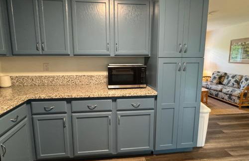 Aloha Hale - Photo 17