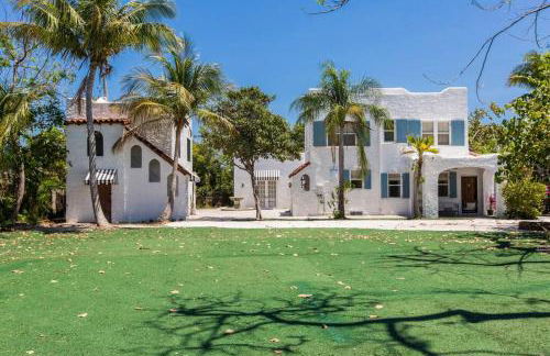 Amazing Estate close to Beach & Downtown → Sleeps 17 - Foto 1