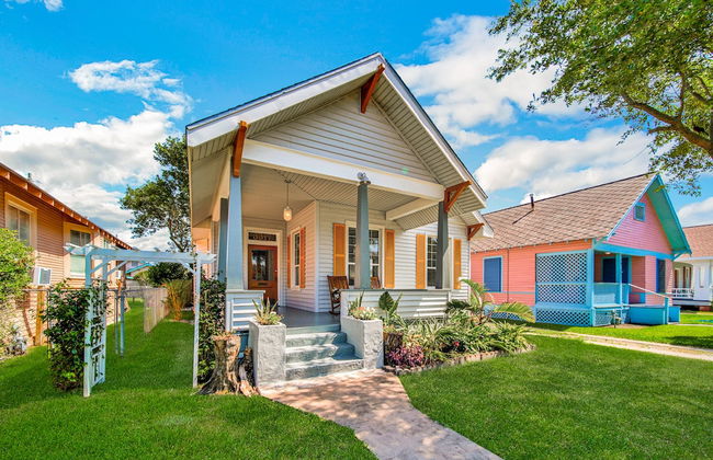 The Bikini Bungalow - Foto 1