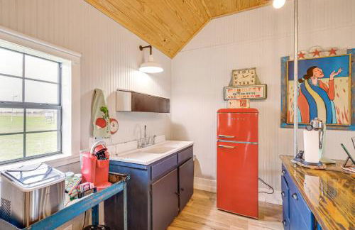 Large Yard and Pond Fayetteville Rural Retreat - Foto 10