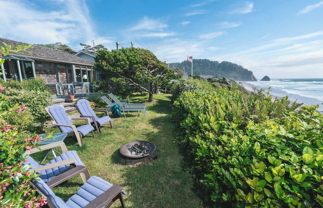 Arch Cape Escape by Avantstay Sensational Clift Top Home w/ Pacific Ocean Views - Photo 28