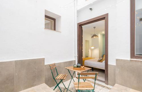 Apartamentos Luna Suites Palacio Dorita - Photo 56