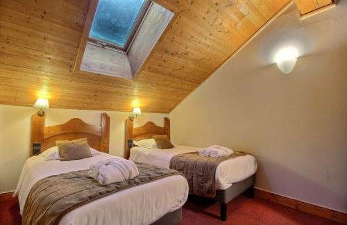 ARC 1950 - Appartement 10 personnes Duplex Cheminée - ski aux pieds - Sauna, Hammam, Jacuzzi - Photo 16