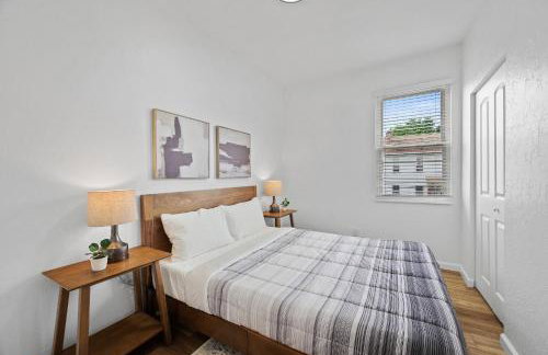Pittsburgh Spacious and Modern Three Bedroom Apartment with Free Parking - Foto 24