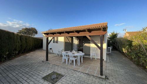 Maison avec Cour, Piscine Sécurisée, Climatisation, 3 Chambres, Proche Plage, 8 Personnes - FR-1-701-33 - Foto 5