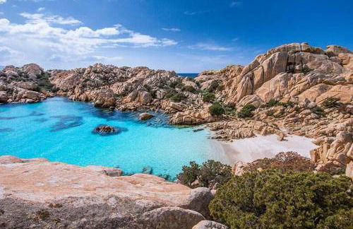 [Terrace on Porto Cervo] Swimming pool & private beach - Foto 36