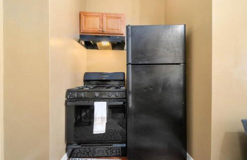 Cozy 1 bdr/1br near downtown - Photo 15