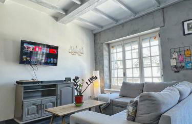 T4 lumineux, tout équipé, au centre d'Aurillac - Photo 2