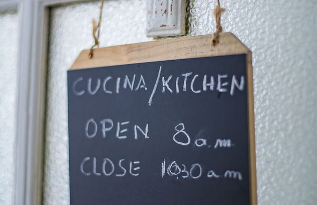 Hold Rome - Photo 23