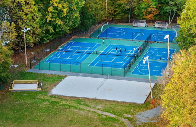 Somerset Lodge by Avantstay Hot Tub Lake Access Community Amenities - Foto 50