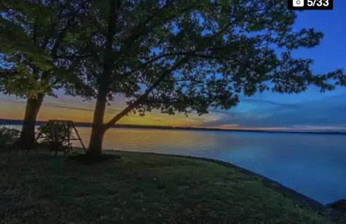 Beautiful Waterfront House in Owasco Lake - Foto 19