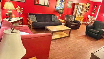 Family Friendly Downtown Home - Private Yard & Grill - Location, Location, Location! - Foto 2