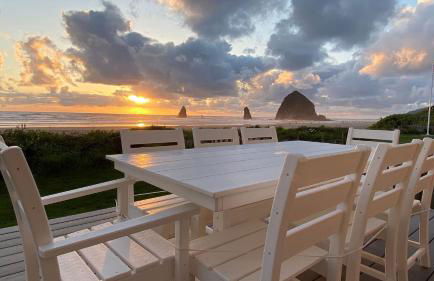 Oceanfront w Direct Beach Access • Game Room • Views Driftaway by AvantStay - Photo 8