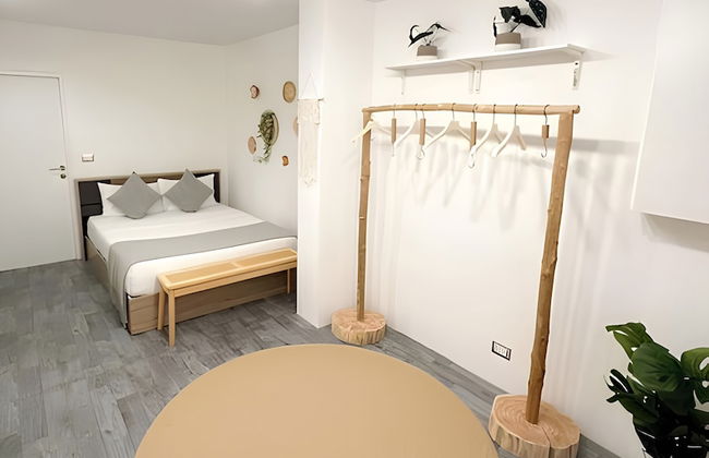 Benviar Tonson Residence - Photo 49