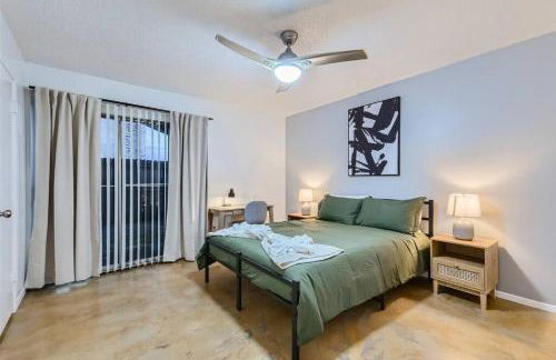 2B Getaway - Sleeps 6 - Pool, Pkg - Walk Dtwn - Foto 16