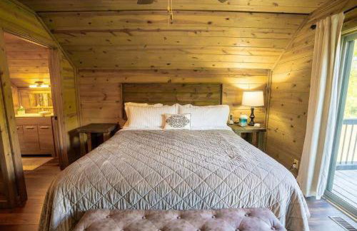 Serenity Ridge- Scenic Luxury Log Estate Getaway - Foto 11