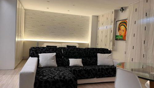 Black and White Suitte "Marques" - Foto 4