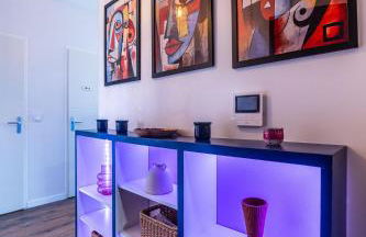 Chic & Cosy - Private Parking - Between Paris & DisneyLand - 5min TrainStation, Big Mall - Foto 8