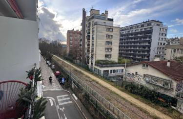 Appartement avec balcon, 5 min du Métro 1-6, Nation, Disneyland, Zoo, Bois de Vincennes - Foto 16