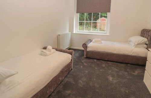 Memorial Building - Photo 78