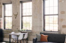 Modern Loft w/ View - Foto 12