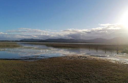 Casa na lagoa do Palmital com acesso à lagoa na propriedade e localizada apenas a 13 km da praia de Atlântida Sul e do Centro de Osório Lugar com Natureza-Wi-Fi 1 cama de casal e um beliche 2 solteiros - Foto 20