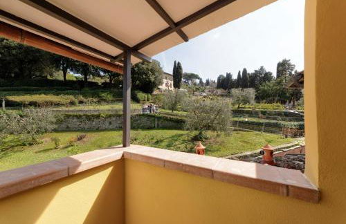 Luca's home over the Rose Garden - Foto 2