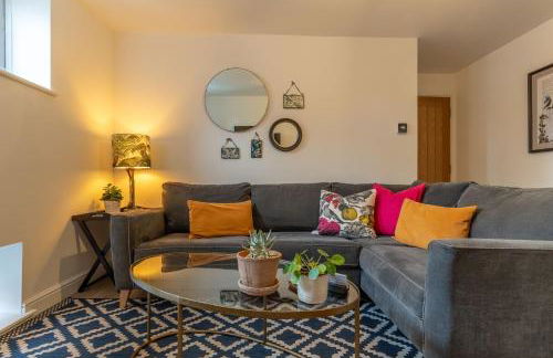 Luxury Chapel Apartment within City Walls - Photo 3